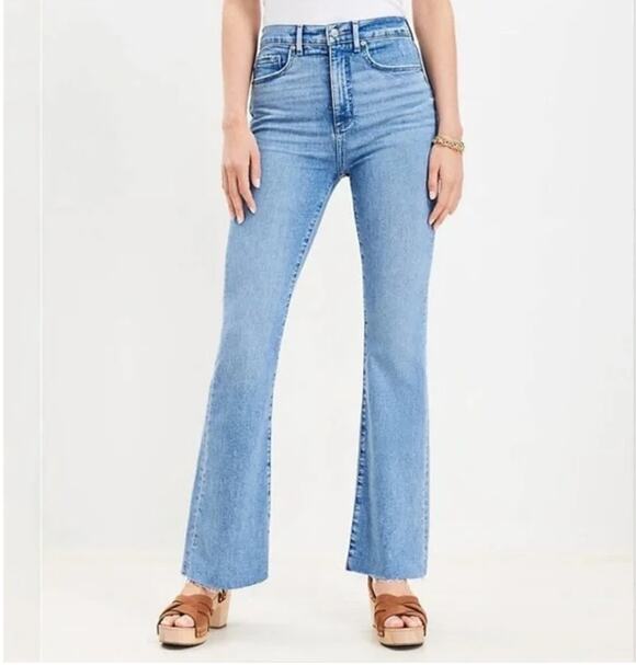 Ann Taylor LOFT Denim - LOFT Petite High Rise Slim Flare Jeans Light Wash Frayed Raw Hem 34/ 18